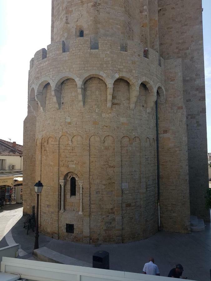 L'Appartement De L'Eglise Saintes-Maries-de-la-Mer Exterior foto